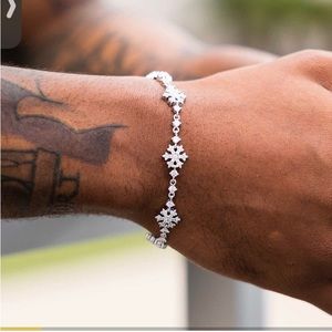 a Limited Edition piece designed in conjunction with Fivio Foreign